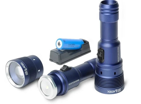 Linterna/iluminador Best Divers Super Belatrix 2200 lúmenes AI0395